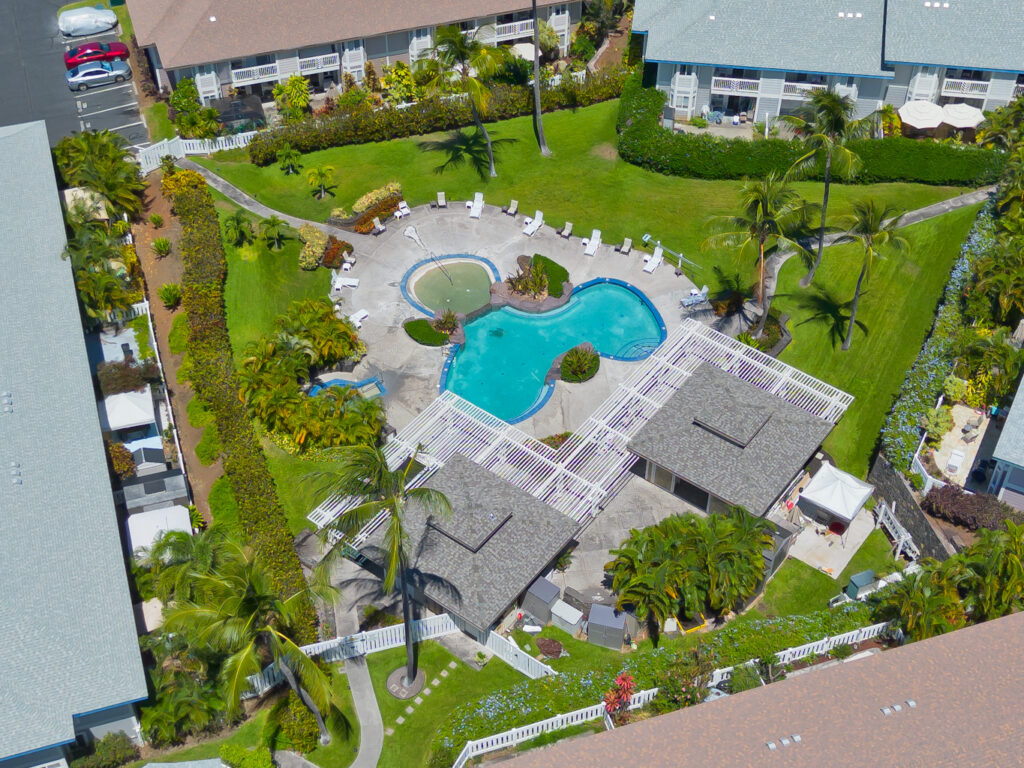 second pool at alii lani aerial