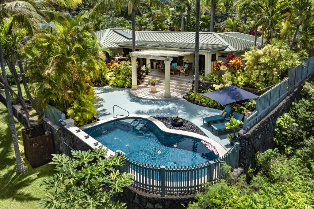 Kona Acres Home side view
